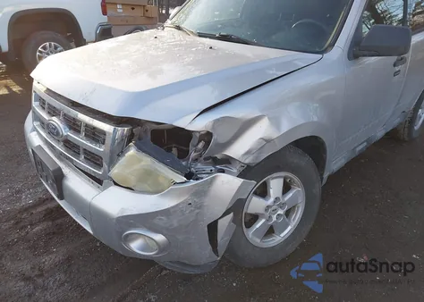 2010 Ford Escape Xlt из США, поврежденный, VIN 1FMCU9DG3AKB80900